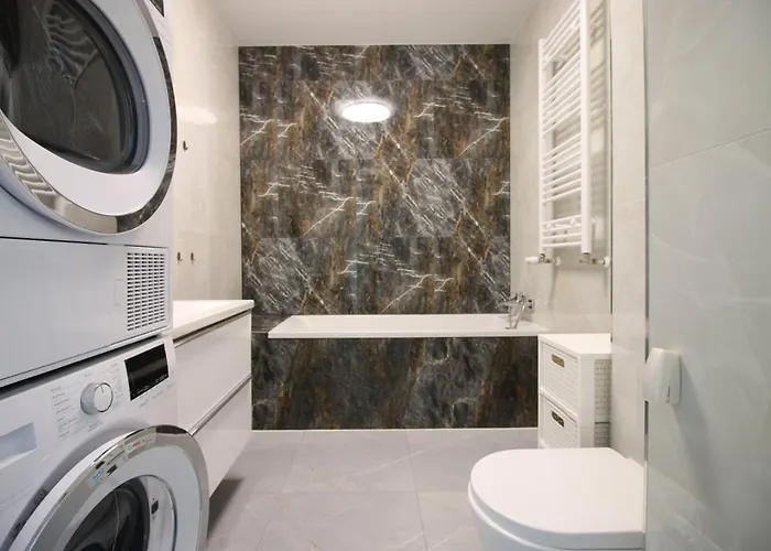 Varsovia 20 Parking Apartment *